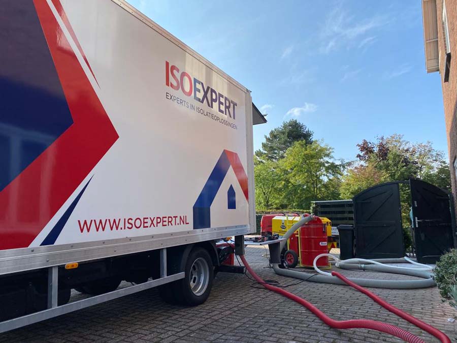 Bus ISO-Expert met isolatie materialen